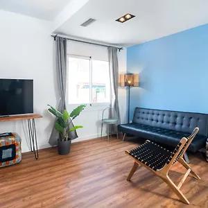 Apartamento Caliu Barcelona - Camp Nou, L'Hospitalet de Llobregat